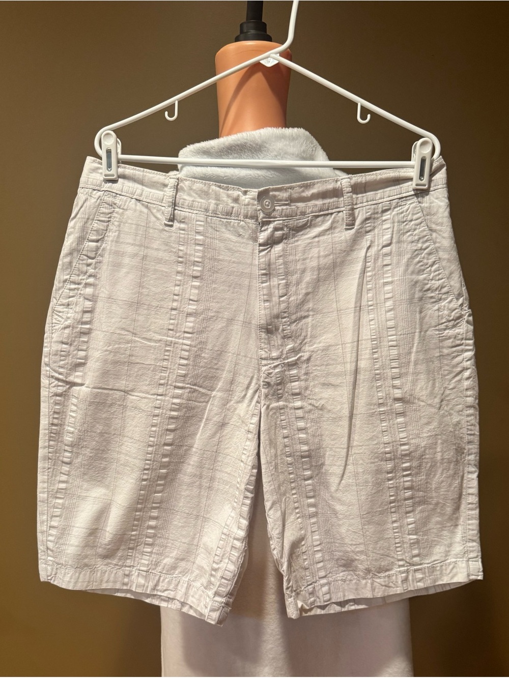 Apt. 9 White Cotton Textured Flat-Front Shorts